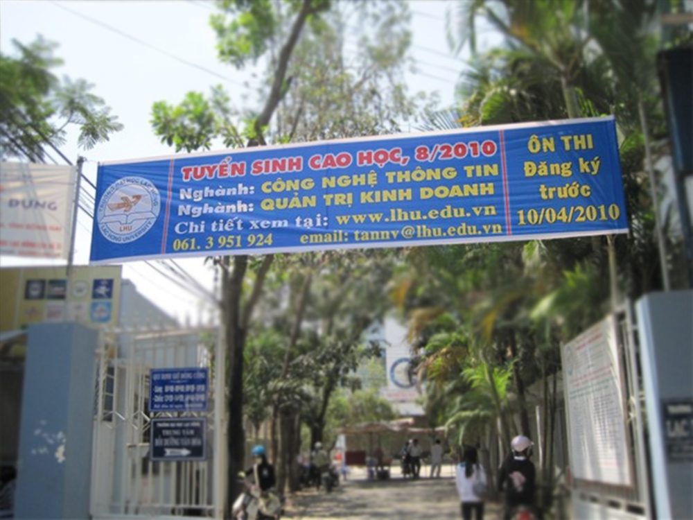 In băng rôn quảng cáo bằng bạt Hiflex 10 In bang ron bang bat