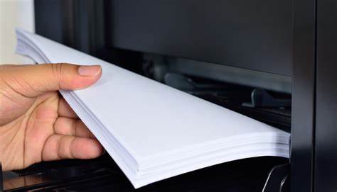 Chọn Giấy In Phù Hợp: Từ A4, A3, B5 đến Định Lượng và Bề Mặt 4 Độ Trắng