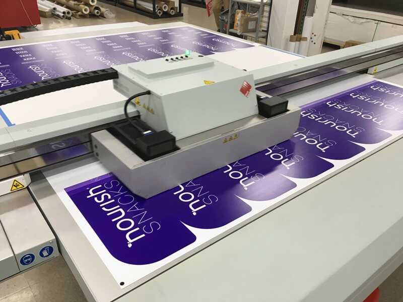 In Nhanh: Giúp Bạn Có Sản Phẩm In Ấn Trong Tích Tắc! 5 In UV (Ultraviolet Printing)