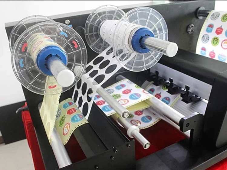 In Tem Dán UV DTF : Bền Đẹp - Chống Nước 21 Ung Dung Da Dang Cua Tem Dan UV DTF