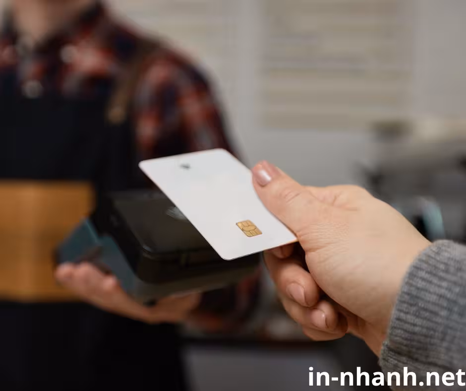 Thẻ NFC (Near Field Communication) là một loại thẻ thông minh không tiếp xúc