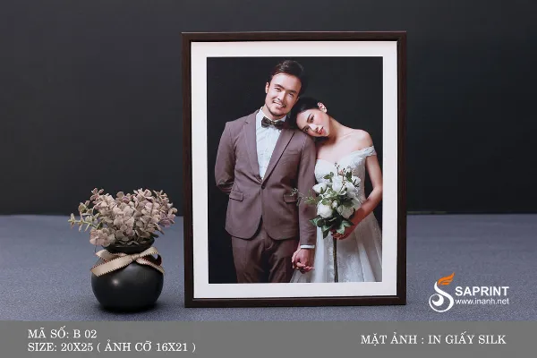 Ảnh kích cỡ 16 x 21 in giấy silk trang trí bàn