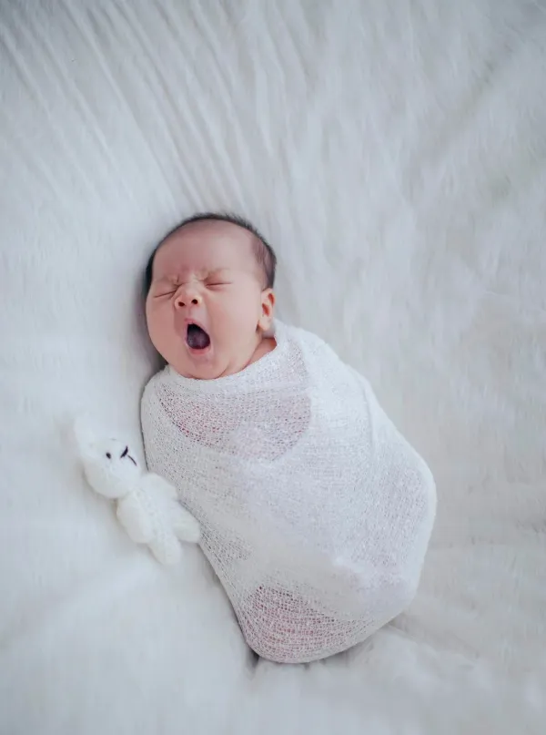 Chụp ảnh bé sơ sinh tại studio