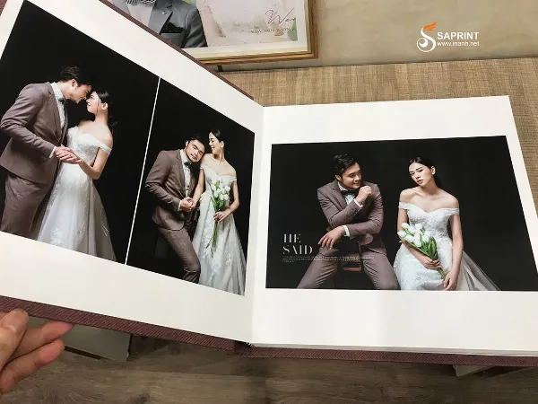 Chụp ảnh cưới trong studio với phông nền lãng mạn