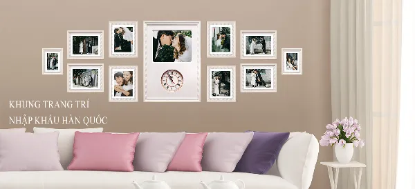 Đồng hồ treo tường kết hợp khung ảnh tại Saprint