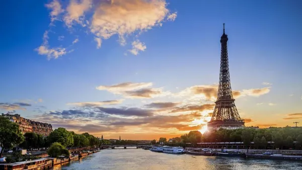 Hình nền tháp Eiffel lung linh về đêm