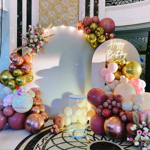 Trang trí sinh nhật tuổi 21 8 decor tiec sinh nhat 19022024 300x300 5