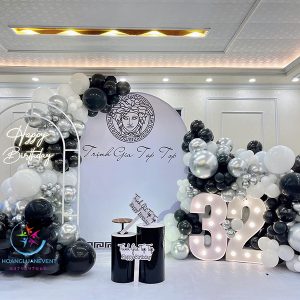 Trang trí sinh nhật sếp tổng SN186 6 trang tri sinh nhat 19082024 2 300x300 14